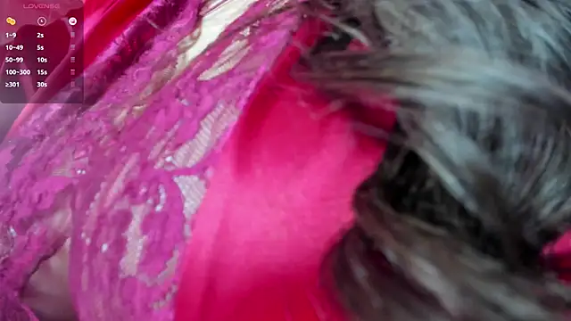 Snapshot of dolly_zoe chatting on November 13, 9:52 am dolly zoe online show from November 13, 9:52 am