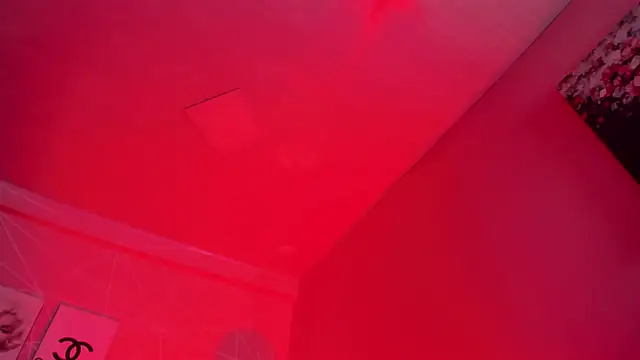 Snapshot of dolly_zoe chatting on November 27, 10:12 pm dolly zoe online show from November 27, 10:12 pm