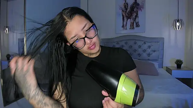 ayshel   online show from October 24, 9:11 pm