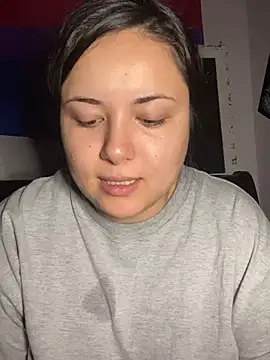 xocrybaby online show from December 7, 6:48 pm