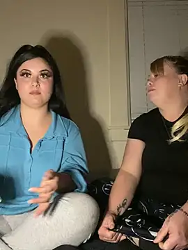 xocrybaby online show from January 19, 3:29 am