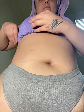 xocrybaby online show from January 31, 6:47 pm