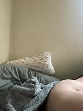 xocrybaby online show from February 23, 4:57 pm