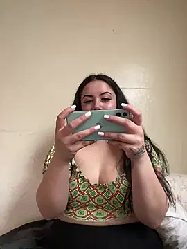 xocrybaby online show from March 19, 8:22 pm