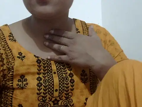 shekira99 online show from October 4, 6:39 pm