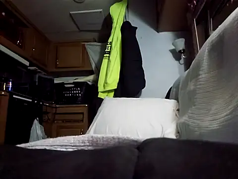 Snapshot of j_hollywood91 chatting on February 27, 10:59 am j hollywood91 online show from February 27, 10:59 am