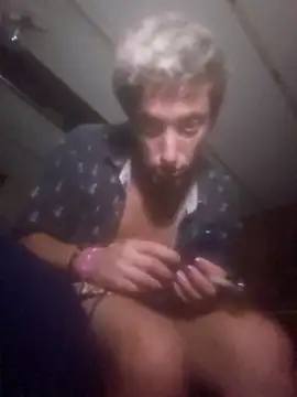 Snapshot of j_hollywood91 chatting on September 15, 5:29 am j hollywood91 online show from September 15, 5:29 am