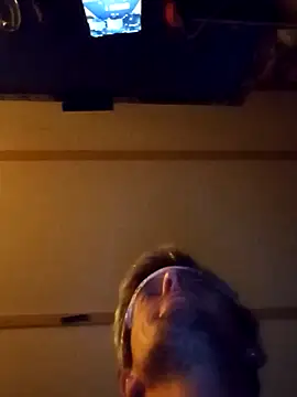 Snapshot of j_hollywood91 chatting on October 28, 3:54 am j hollywood91 online show from October 28, 3:54 am