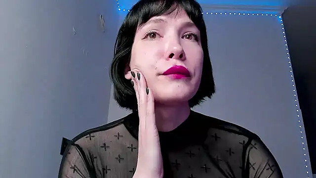 dollmore online show from January 23, 2:28 pm