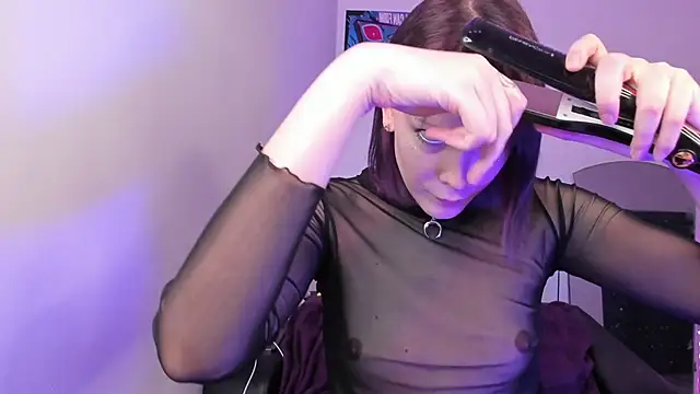 dollmore online show from March 13, 7:09 pm