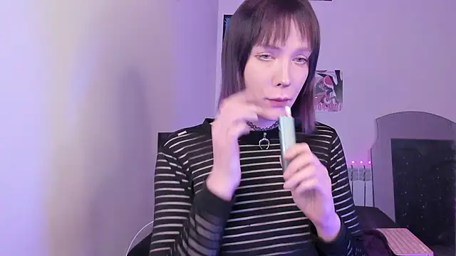 dollmore online show from March 15, 7:31 pm