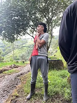 Snapshot of vergasgrandes chatting on December 11, 7:14 pm vergasgrandes online show from December 11, 7:14 pm