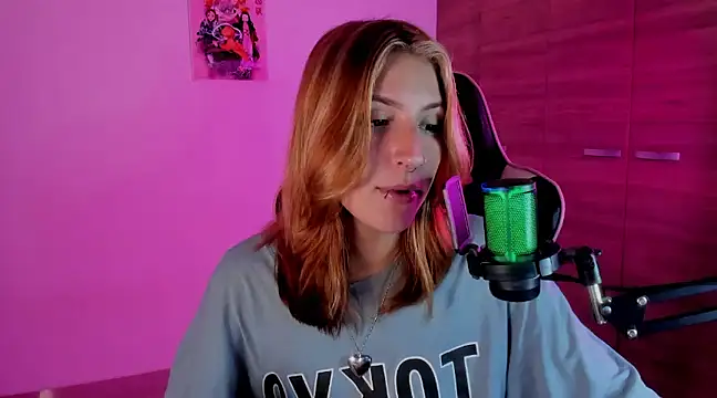 Snapshot of Dakotaa_ chatting on January 7, 4:18 am Dakotaa online show from January 7, 4:18 am