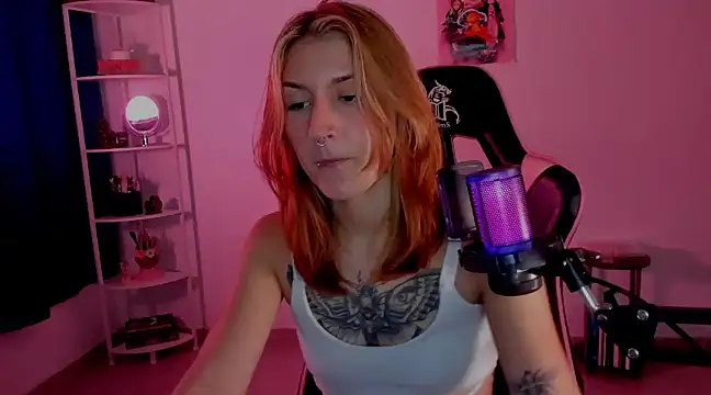 Snapshot of Dakotaa_ chatting on January 18, 4:48 am Dakotaa online show from January 18, 4:48 am