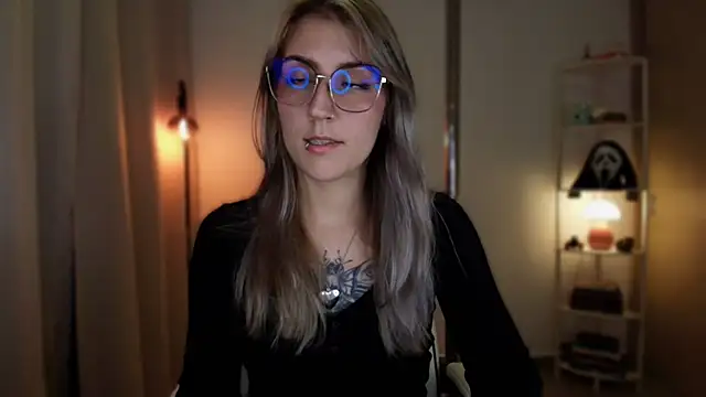 Dakotaa  online show from April 5, 12:41 am