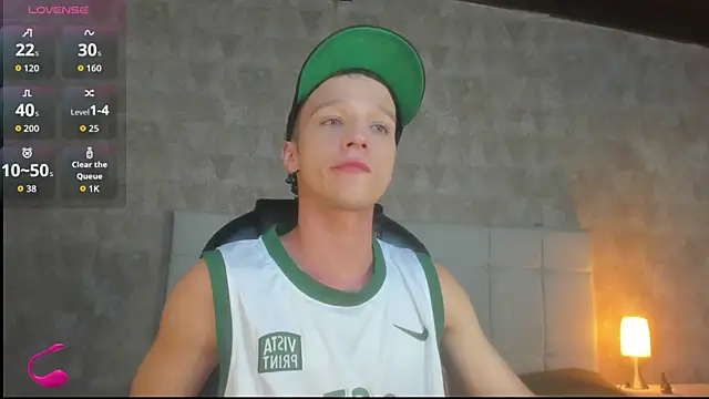 angelcortes online show from December 1, 1:38 pm