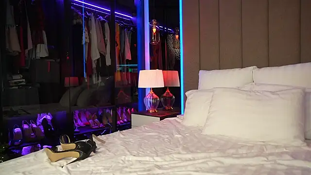 Arte Adelle online show from January 16, 4:07 am