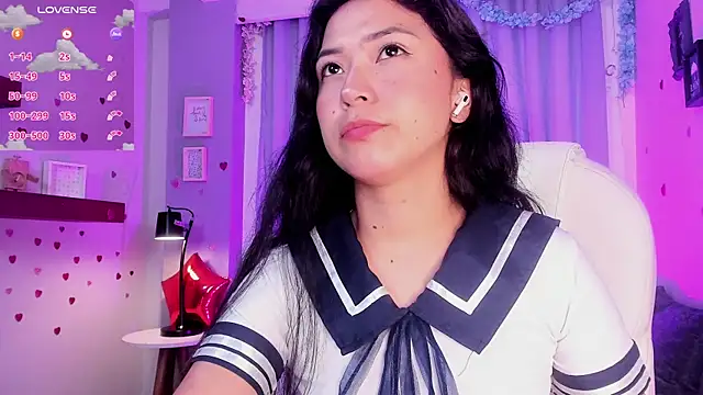 CoralineRicce  online show from March 14, 8:42 am