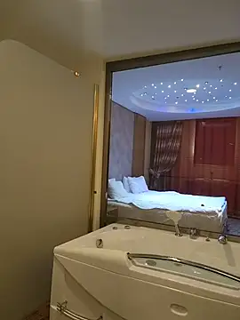 Snapshot of angel_eyees chatting on November 26, 6:20 pm angel eyees online show from November 26, 6:20 pm