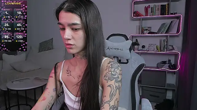 Snapshot of vinkitinkii chatting on March 20, 9:15 am vinkitinkii online show from March 20, 9:15 am