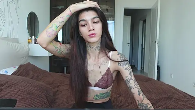 Snapshot of vinkitinkii chatting on October 8, 6:55 am vinkitinkii online show from October 8, 6:55 am