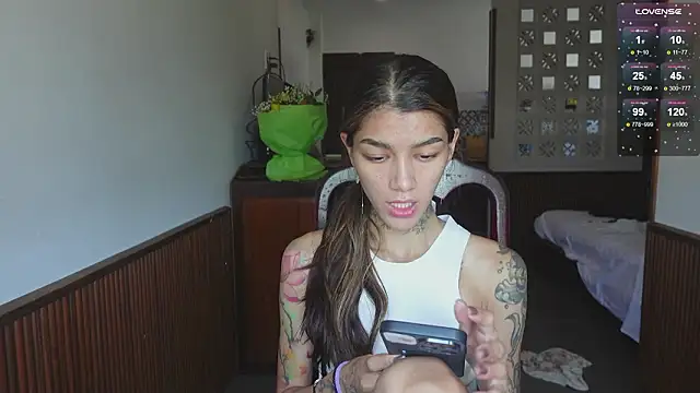 vinkitinkii online show from February 21, 6:14 am