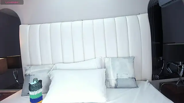 MelanieKlaus online show from February 8, 4:25 am