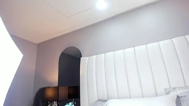 MelanieKlaus online show from February 9, 4:14 am