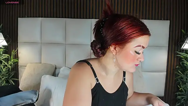 MelanieKlaus online show from February 10, 11:36 am