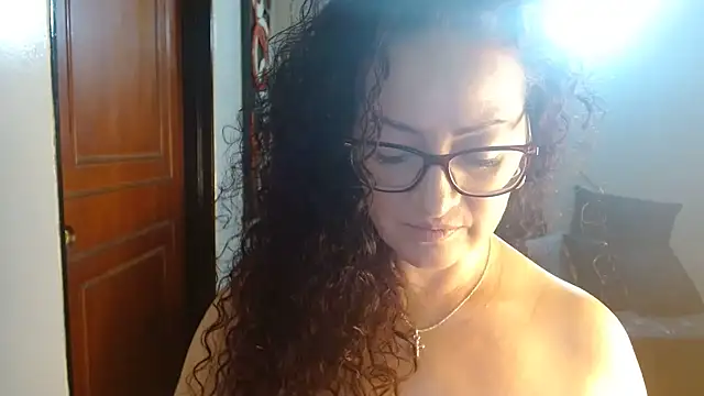 Snapshot of MATURETOPASIO chatting on January 19, 1:00 am MATURETOPASIO online show from January 19, 1:00 am