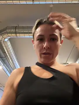 Snapshot of petrouchkaaa_ chatting on January 29, 9:44 am petrouchkaaa online show from January 29, 9:44 am