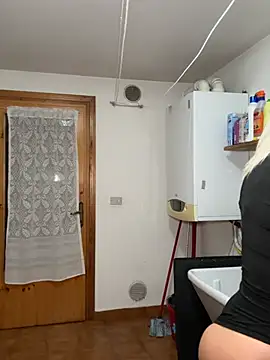 petrouchkaaa  online show from January 16, 9:02 am