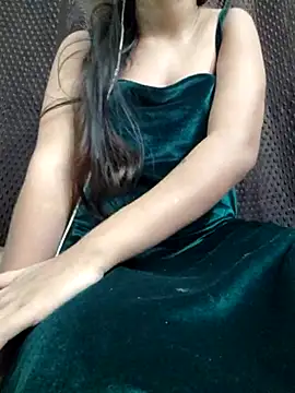 Snapshot of Roshni_98 chatting on February 22, 5:23 am Roshni 98 online show from February 22, 5:23 am