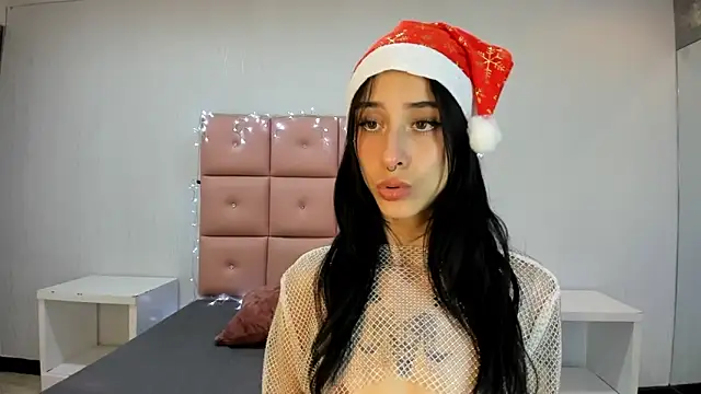 lhiamfit online show from December 6, 3:44 pm