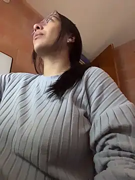 Snapshot of emma_rouse69 chatting on October 29, 2:30 pm emma rouse69 online show from October 29, 2:30 pm