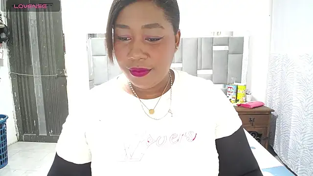 thickebonymilfF online show from March 10, 1:01 am