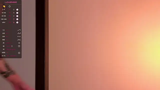 Snapshot of MissLovex chatting on March 21, 10:28 am MissLovex online show from March 21, 10:28 am