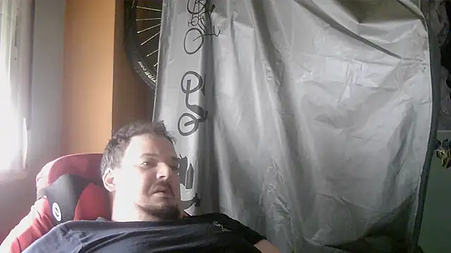 porkorossy online show from April 15, 4:36 pm