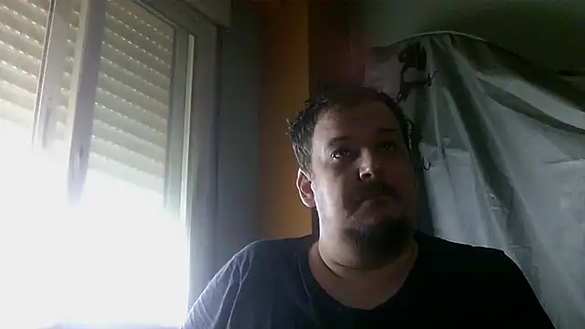 porkorossy online show from April 18, 7:01 am