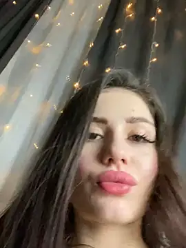 SofiaLaLight online show from January 14, 9:20 pm