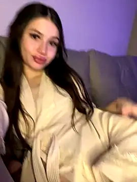 SofiaLaLight online show from November 15, 3:15 am