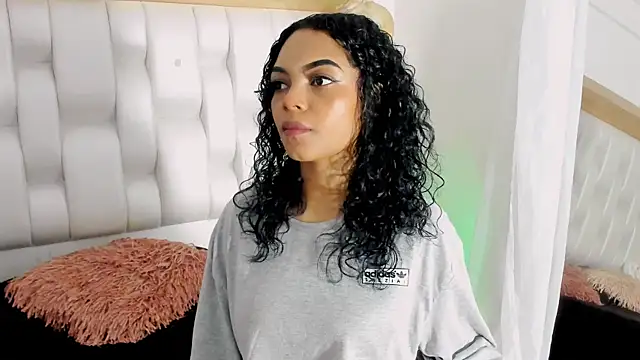 BeckyRusso online show from January 19, 12:06 pm