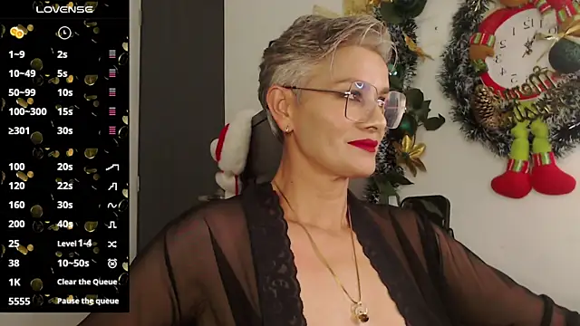 scarlett paris22 online show from December 28, 11:37 pm