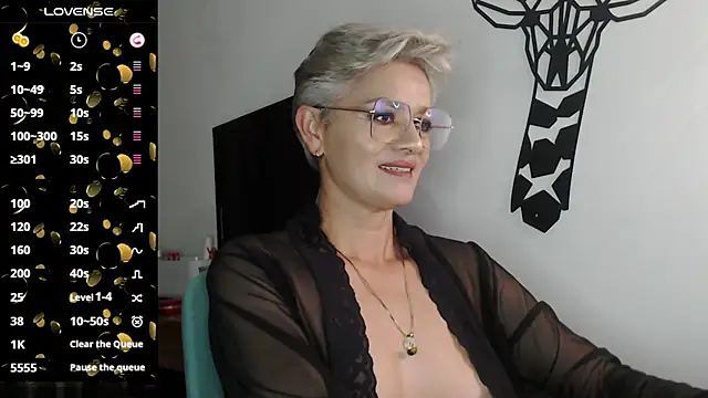 scarlett paris22 online show from January 17, 11:29 pm