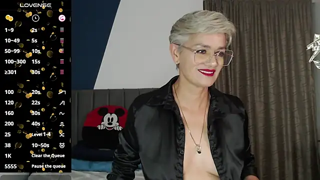 scarlett paris22 online show from January 27, 11:43 pm