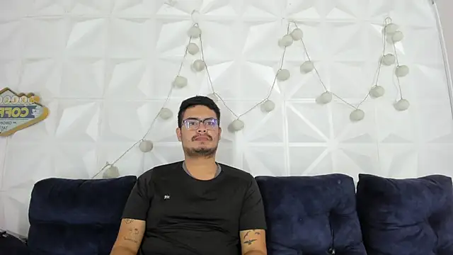 willy colombia online show from January 22, 8:17 pm