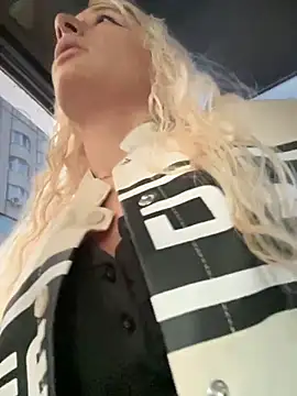 Ella Charm online show from September 12, 4:07 pm