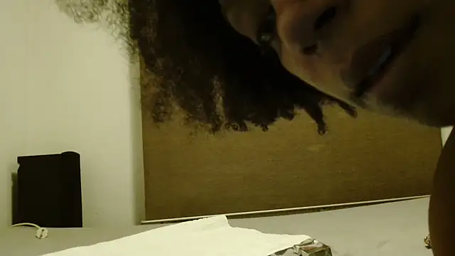 ROXYNL online show from January 13, 10:24 pm