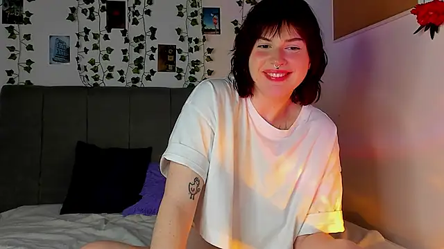 Snapshot of miss_Lizzy chatting on December 6, 4:47 am miss Lizzy online show from December 6, 4:47 am