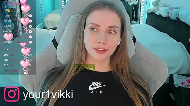 Vikki Cheese online show from December 4, 11:57 pm